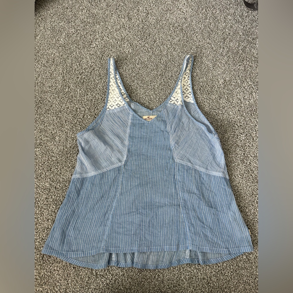 Hollister XS top